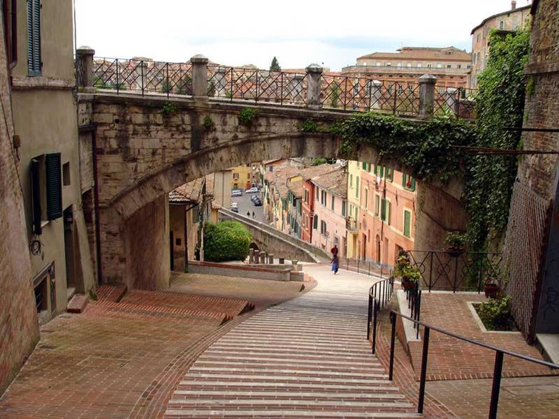 Ampio E Luminoso Monolocale Appartement Perugia Buitenkant foto
