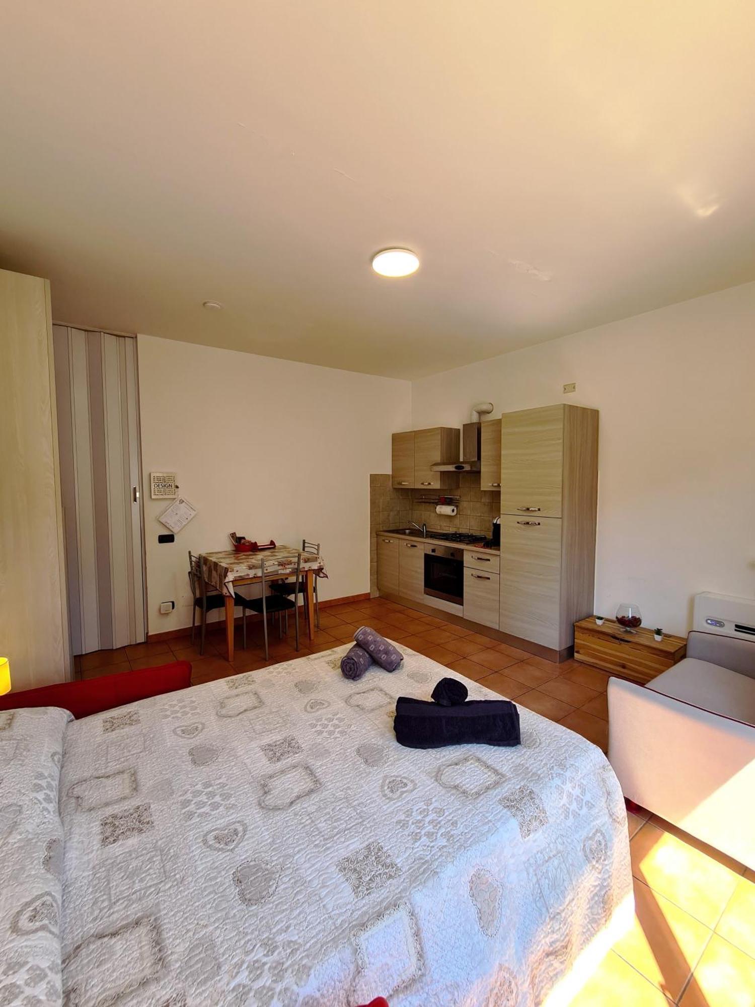 Ampio E Luminoso Monolocale Appartement Perugia Buitenkant foto